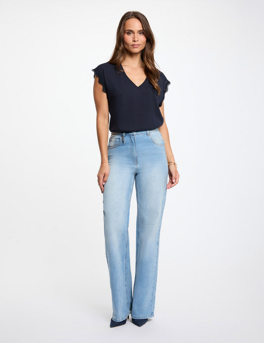 T-shirt met V-hals en korte mouwen