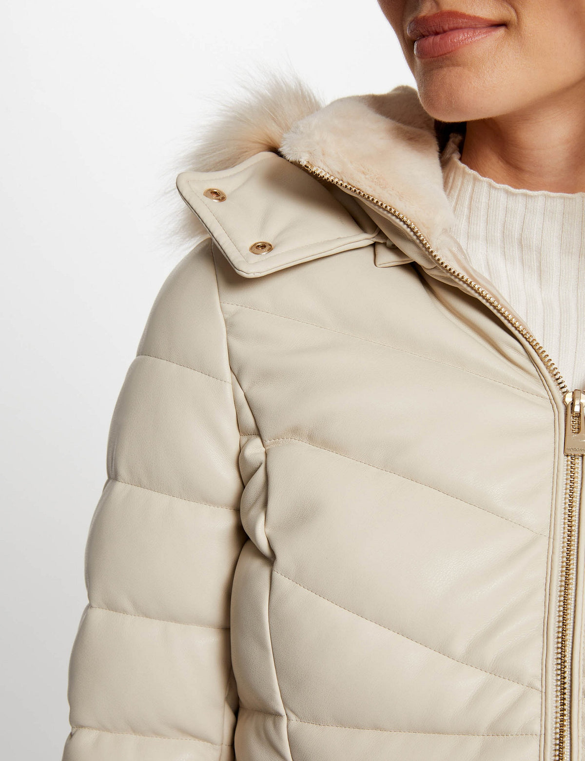Gewatteerd Imitatieleren Jasje met Faux Fur Capuchon