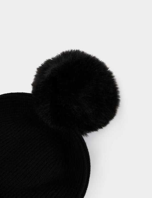 Gebreide Muts met Pompon