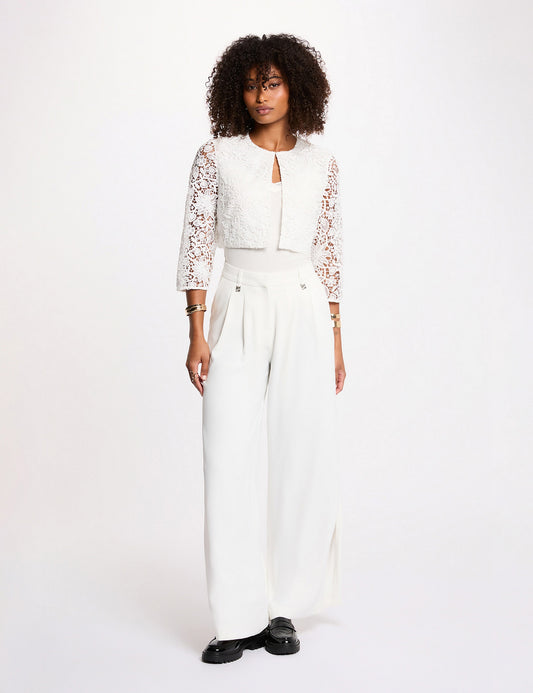 Bolero van Kant met Aansluitende Pasvorm