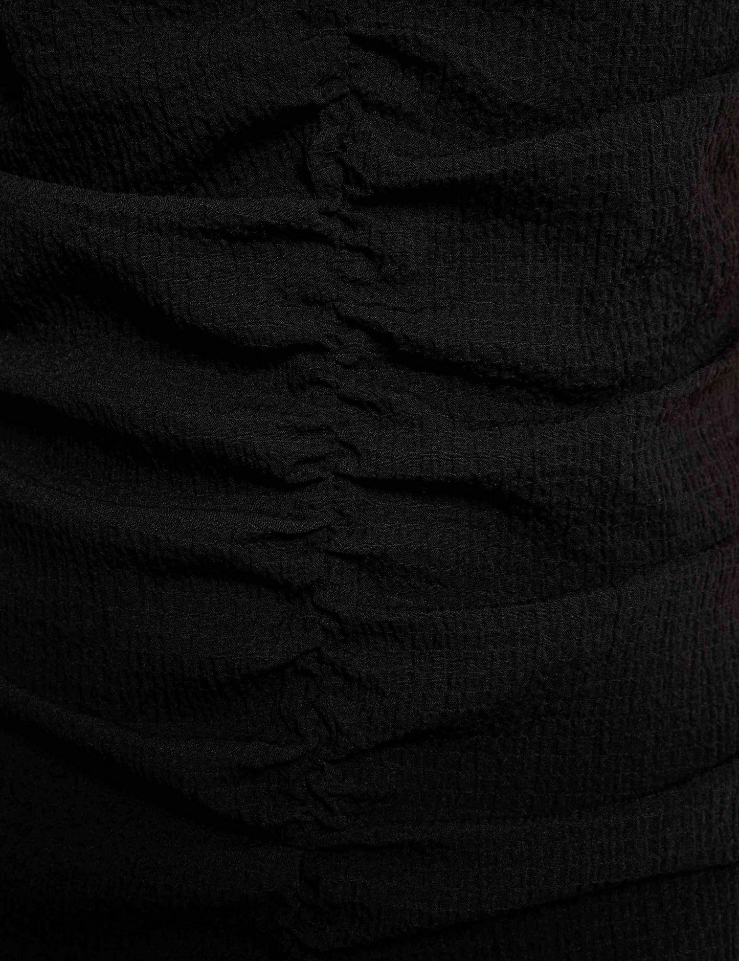 Kort Jurkje met Knoopdetails